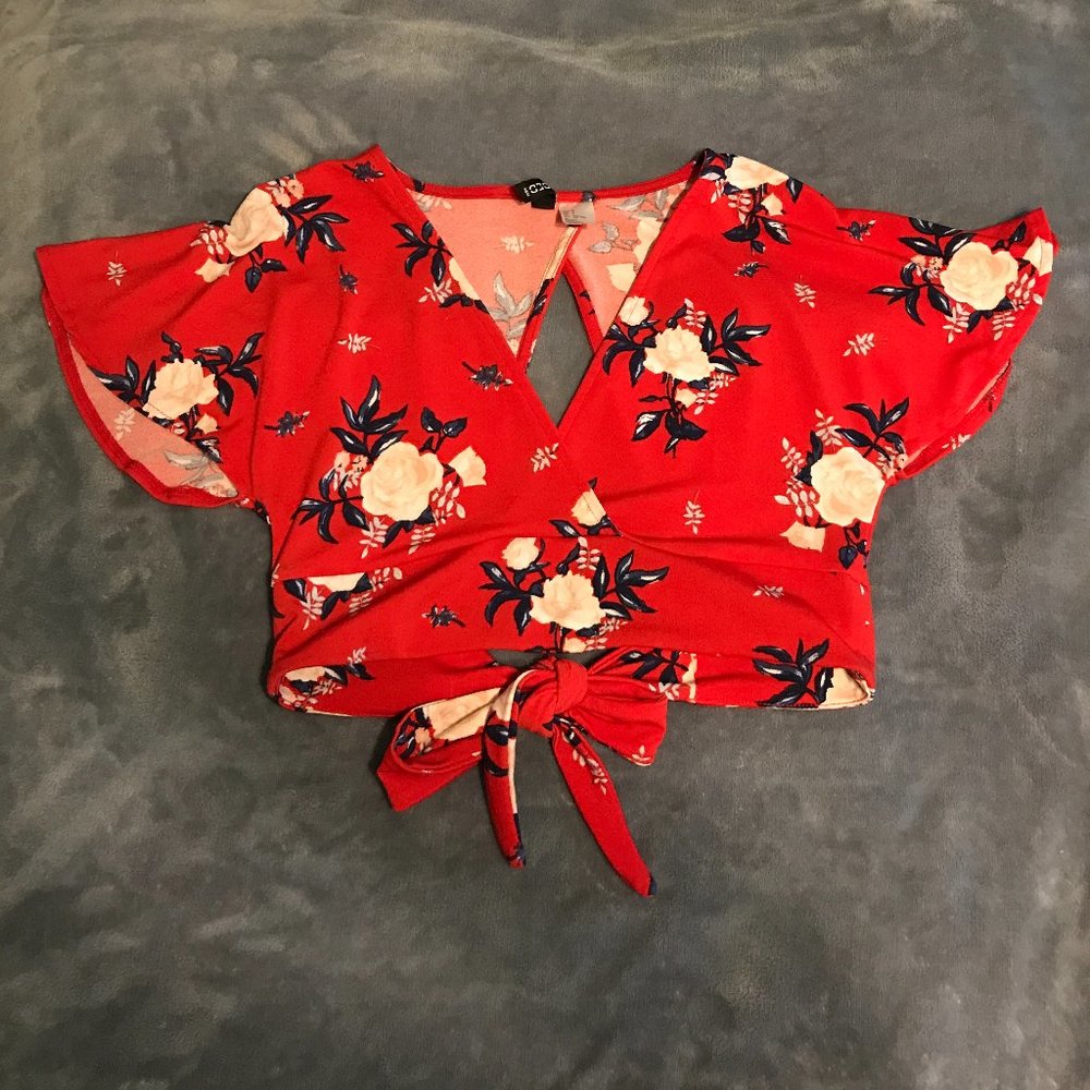 Red Floral Butterfly Sleeve V-neck Crop Top